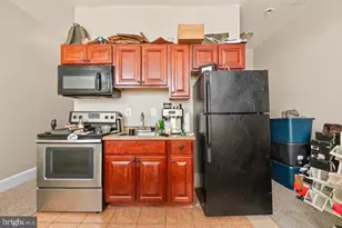 30 E 25th St, Baltimore, MD 21218 - Photo 19