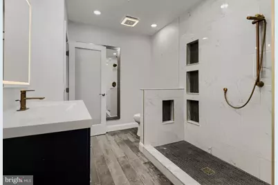 715 S Curley Street, Baltimore, MD 21224 - Photo 13