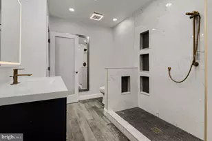 715 S Curley St, Baltimore, MD 21224 - Photo 13