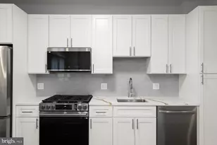 1728 E 32nd St, Baltimore, MD 21218 - Photo 21