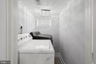 1728 E 32nd St, Baltimore, MD 21218 - Photo 41