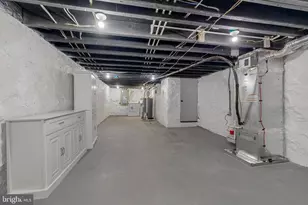 2320 W Lexington St, Baltimore, MD 21223 - Photo 29