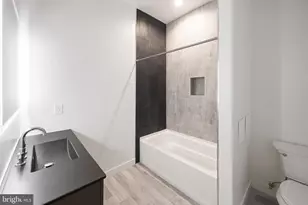 2037 McCulloh St, Baltimore, MD 21217 - Photo 15