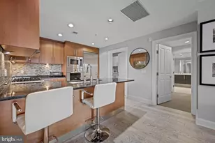 801 Key Hwy, Baltimore, MD 21230 - Photo 17