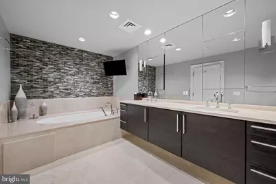 801 Key Highway #458, Baltimore, MD 21230 - Photo 25
