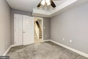 822 S Highland Ave, Baltimore, MD 21224 - Photo 31
