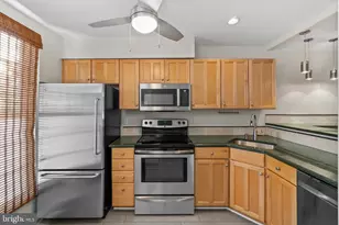 1104 S Streeper St, Baltimore, MD 21224 - Photo 9