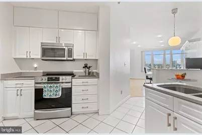 100 Harborview Drive #1407, Baltimore, MD 21230 - Photo 23