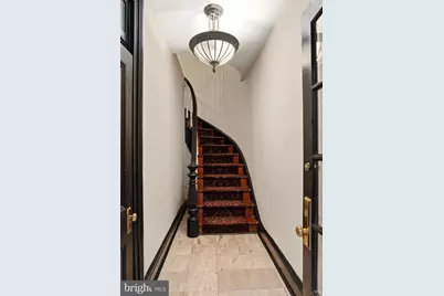 17 W Chase Street, Baltimore, MD 21201 - Photo 9