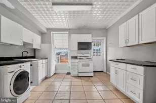 1207 Cleveland St, Baltimore, MD 21230 - Photo 7