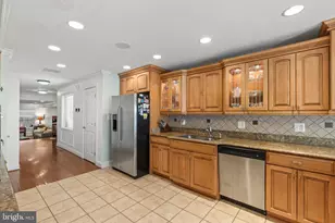 1933 Fleet St, Baltimore, MD 21231 - Photo 11