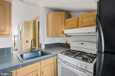 932 W Pratt Street W, Baltimore, MD 21223 - Photo 3