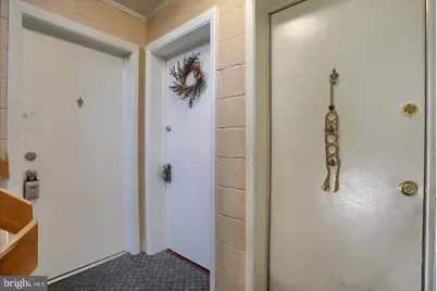 4411 Falls Bridge Drive #B, Baltimore, MD 21211 - Photo 5