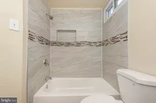 806 Pontiac Ave, Baltimore, MD 21225 - Photo 17