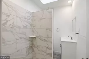 3330 Ravenwood Ave, Baltimore, MD 21213 - Photo 27