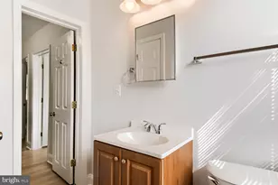 905 Kevin Road Rd, Baltimore, MD 21229 - Photo 15