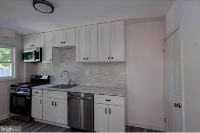 303 Charter Oak Avenue, Baltimore, MD 21212 - Photo 3