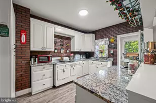 428 Rosecroft Terrace, Baltimore, MD 21229 - Photo 15
