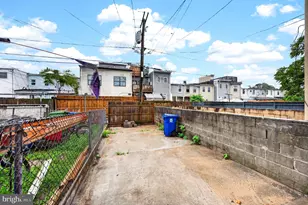 1151 Cleveland St, Baltimore, MD 21230 - Photo 31