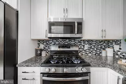2000 Aliceanna Street, Baltimore, MD 21231 - Photo 9