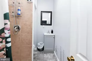 406 N Loudon Ave, Baltimore, MD 21229 - Photo 15