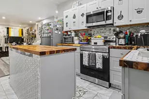 2517 Robb St, Baltimore, MD 21218 - Photo 9