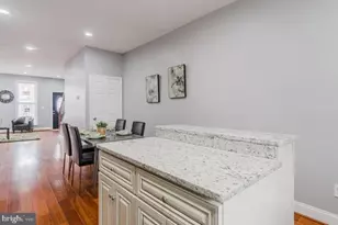 318 E 28th St, Baltimore, MD 21218 - Photo 7