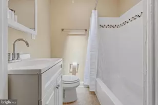 586 Lucia Ave, Baltimore, MD 21229 - Photo 23