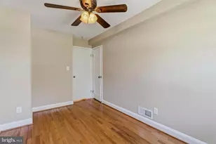 586 Lucia Ave, Baltimore, MD 21229 - Photo 19