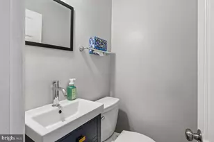 4818 Lindsay Rd, Baltimore, MD 21229 - Photo 11