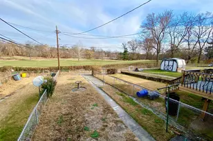 5781 Edgepark Rd, Baltimore, MD 21239 - Photo 11