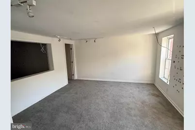 893 Howard Street N, Baltimore, MD 21201 - Photo 5