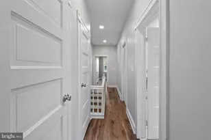 621 E 36th St, Baltimore, MD 21218 - Photo 25