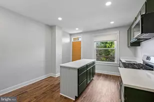 621 E 36th St, Baltimore, MD 21218 - Photo 11