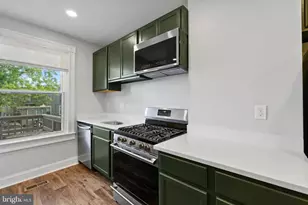 621 E 36th St, Baltimore, MD 21218 - Photo 13
