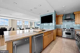 717 President St, Baltimore, MD 21202 - Photo 17