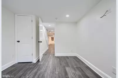 404 N Robinson Street, Baltimore, MD 21224 - Photo 23