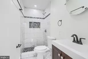 404 N Robinson St, Baltimore, MD 21224 - Photo 17