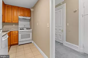 919 St Paul St, Baltimore, MD 21202 - Photo 11