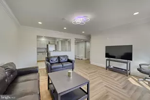 200 Cross Keys Rd, Baltimore, MD 21210 - Photo 7