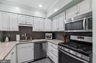 1 Cross Keys Rd, Baltimore, MD 21210 - Photo 13
