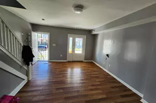 1105 Bonaparte Ave, Baltimore, MD 21218 - Photo 5