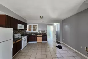 1105 Bonaparte Ave, Baltimore, MD 21218 - Photo 7