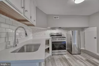 315 W 30th Street, Baltimore, MD 21211 - Photo 25