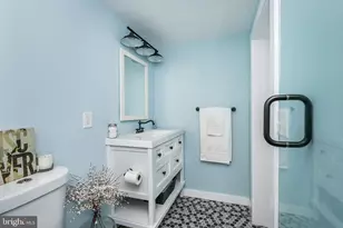 719 S Montford Ave, Baltimore, MD 21224 - Photo 43
