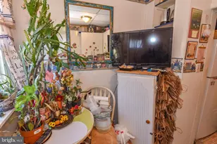 1112 Darley Ave, Baltimore, MD 21218 - Photo 9