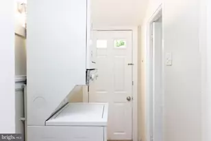 113 E Churchill St, Baltimore, MD 21230 - Photo 9