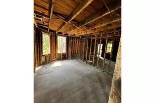 500 E 42nd St, Baltimore, MD 21218 - Photo 9