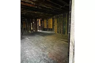 500 E 42nd St, Baltimore, MD 21218 - Photo 17