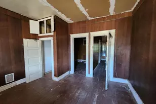 1902 E 28th St, Baltimore, MD 21218 - Photo 17